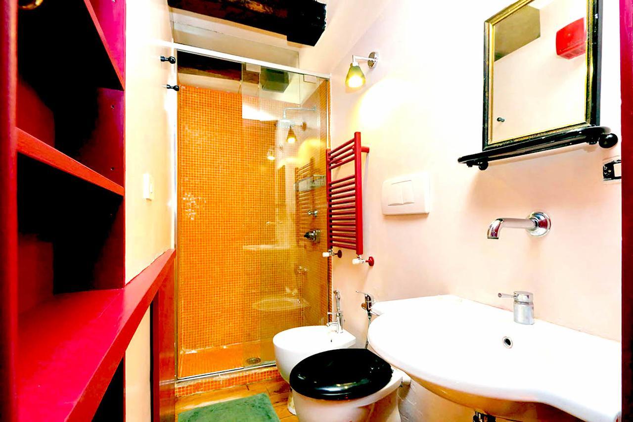 Delcinque 26 - Loft In Trastevere Рим Екстериор снимка